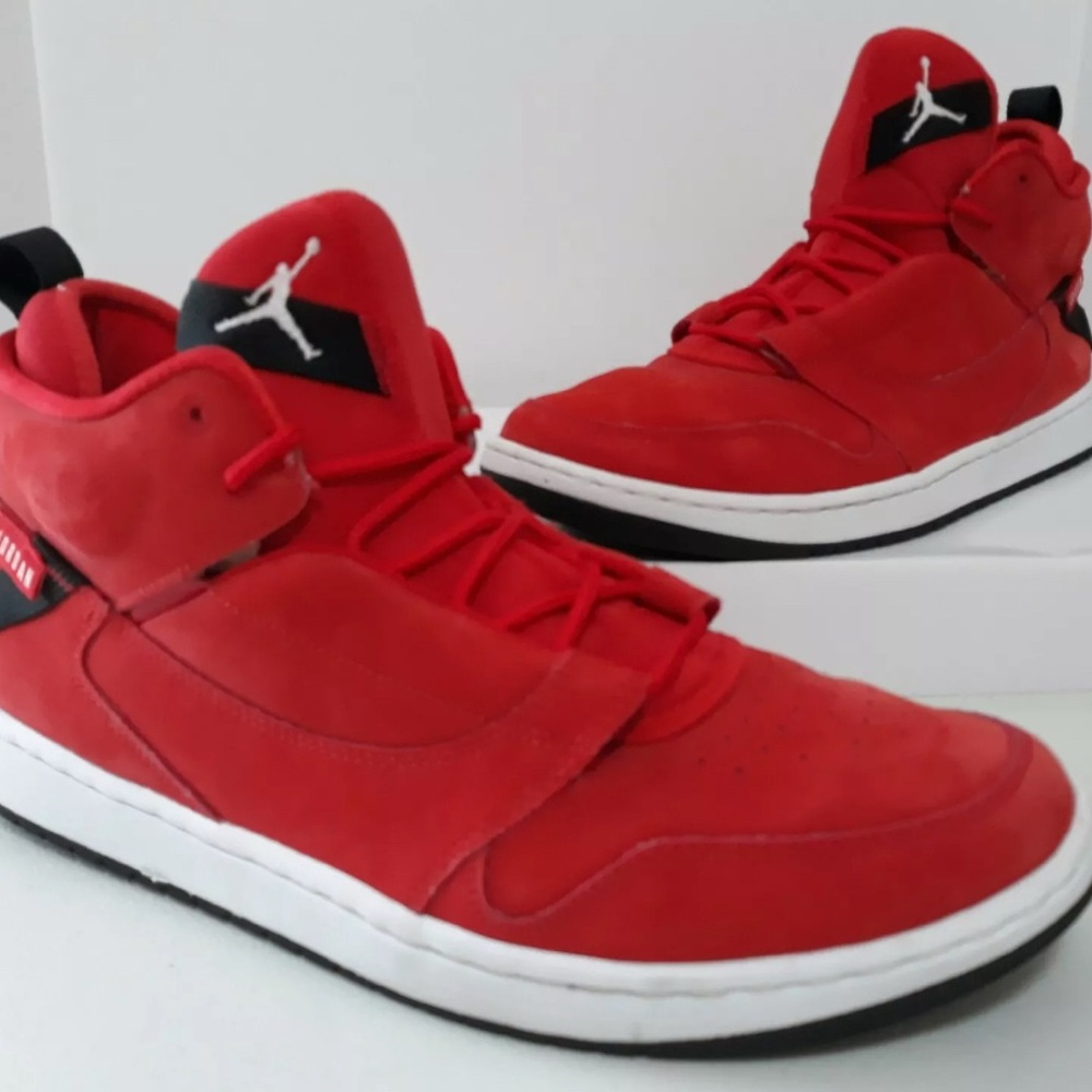 Jordan Fadeaway's Reds

SOLD OUT